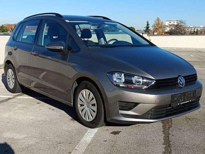 Grau Gebraucht 2014 VW Golf VII Trendline Limousine | € 11.490 (Fairer Preis)