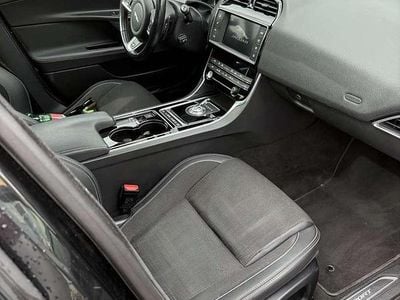 Gebraucht Jaguar XE R-Sport 179 PS (131 kW) 2018 Limousine
