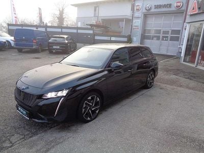 Schwarz Gebraucht 2025 Peugeot 308 SW Allure Kombi | € 26.990