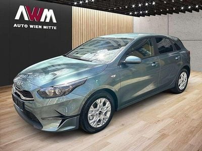 Grau Gebraucht 2025 Kia Ceed Kleinwagen | € 17.490 (Guter Preis)