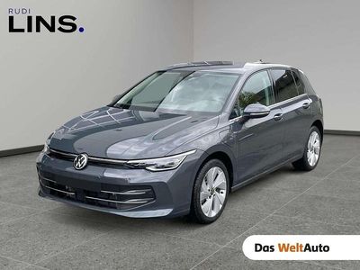 Mittelgrau metallic Gebraucht 2024 VW Golf VIII Style Limousine | € 34.980