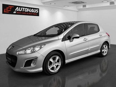 Grau Gebraucht 2013 Peugeot 308 Active Limousine | € 4.440 (Superpreis)