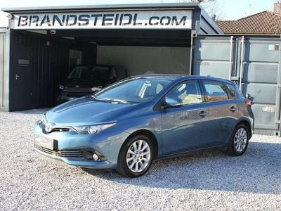 Gebraucht 2015 Toyota Auris Active Limousine | € 15.590