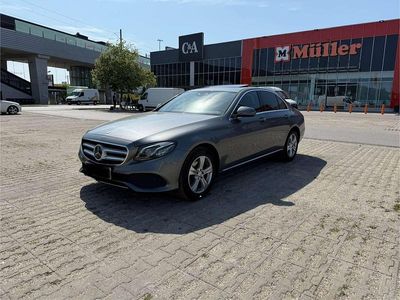 Mercedes E220