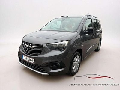 Grau Gebraucht 2023 Opel Combo-e Life Elegance Van / Kleinbus | € 25.890 (Etwas zu teuer)