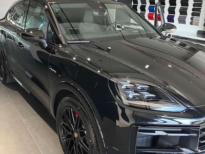 Schwarz Gebraucht 2025 Porsche Cayenne Coupe Coupé | € 123.000