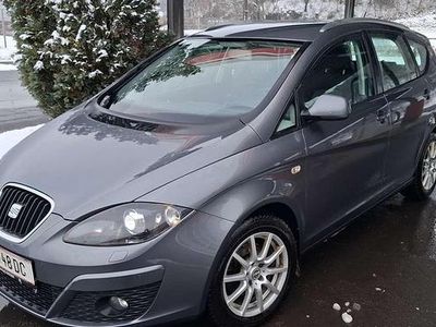 Grau Gebraucht 2013 Seat Altea XL Style Van / Kleinbus | € 4.999 (Fairer Preis)