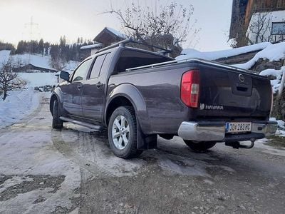Braun Gebraucht 2013 Nissan Navara Abholung | € 13.000