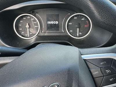 Gebraucht Iveco Daily 160 PS (117 kW) 2021 Weiß Van