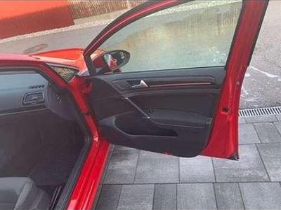 Gebraucht VW Golf VII 105 PS (77 kW) 2014 Limousine