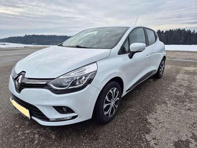 Gebraucht Renault Clio IV Zen 73 PS (53 kW) 2018 Weiß Limousine