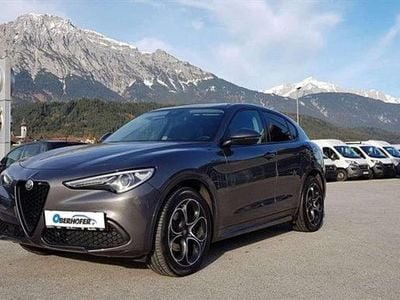 Grau Gebraucht 2020 Alfa Romeo Stelvio Veloce SUV | € 41.990