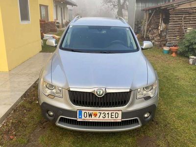 gebraucht Skoda Superb SuperbCombi 4x4 Elegance 20 TDI CR DPF DSG