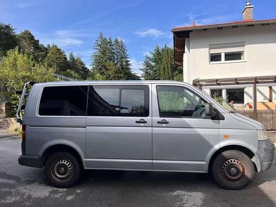 Silber Gebraucht 2006 VW Caravelle Van / Kleinbus | € 5.000