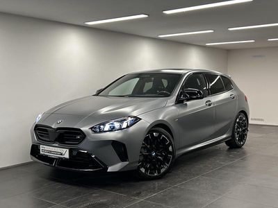 Grau Gebraucht 2025 BMW M135 Kleinwagen | € 52.850 (Fairer Preis)