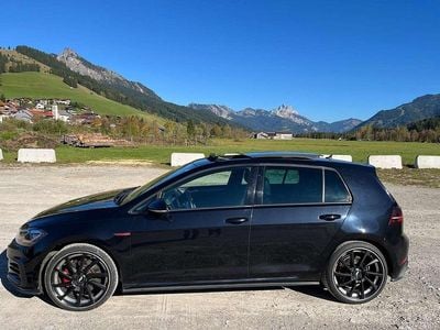Schwarz Gebraucht 2018 VW Golf VII GTI Limousine | € 27.100 (Teuer)