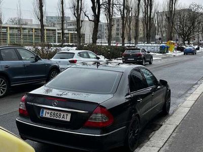 Mercedes E320