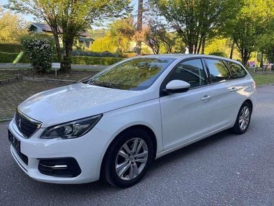 Weiß Gebraucht 2020 Peugeot 308 Active Kombi | € 11.500 (Guter Preis)