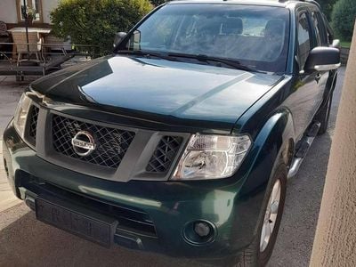 Grün Gebraucht 2014 Nissan Navara XE Abholung | € 19.000