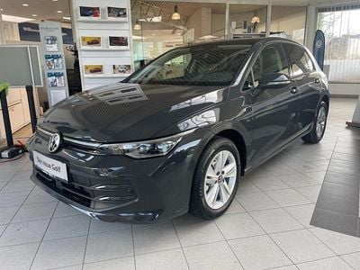 Mittelgrau normal Neu 2025 VW Golf VIII Life Limousine | € 29.990 (Fairer Preis)
