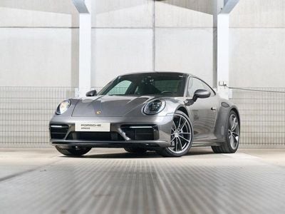 Mittelgrau metallic Gebraucht 2022 Porsche 911 Carrera 4 Coupé | € 154.660 (Fairer Preis)
