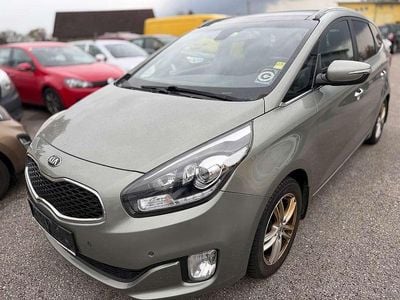Grau Gebraucht 2014 Kia Carens Van / Kleinbus | € 3.999