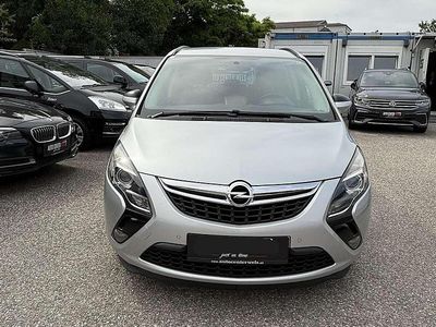 Gebraucht Opel Zafira Edition 140 PS (102 kW) 2016 Silber Van / Kleinbus