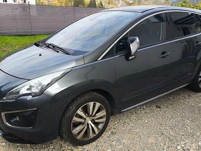 Grau Gebraucht 2014 Peugeot 3008 Allure SUV | € 7.900 (Fairer Preis)