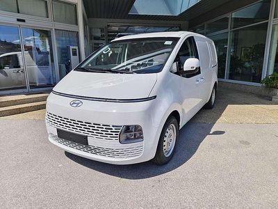 Weiß Gebraucht 2024 Hyundai Staria Van | € 41.990