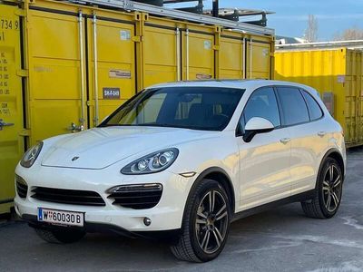 Porsche Cayenne S E-Hybrid