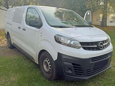 Weiß Gebraucht 2023 Opel Vivaro Van / Kleinbus | € 26.000 (Teuer)