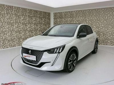 Weiß Gebraucht 2022 Peugeot e-208 GT Kleinwagen | € 26.990