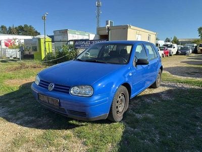 Blau Gebraucht 2001 VW Golf IV Comfortline Limousine | € 1.899 (Etwas zu teuer)