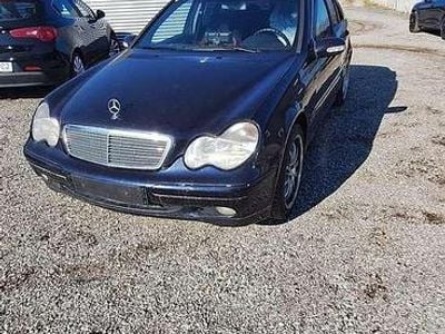 Gebraucht Mercedes C200 Elegance 116 PS (85 kW) 2001 Limousine