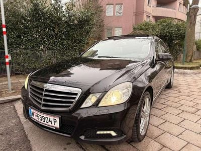 Gebraucht Mercedes E220 Avantgarde 170 PS (125 kW) 2008 Limousine