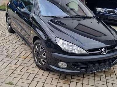 Gebraucht 2000 Peugeot 206 Style Limousine | € 1.600