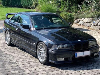 Schwarz Gebraucht 1997 BMW 320 M Sport Coupé | € 10.300