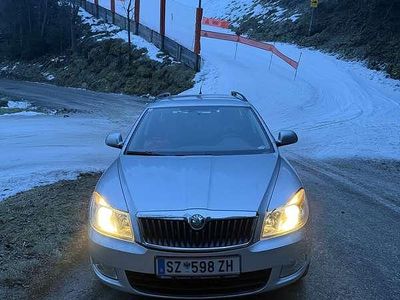 Silber Gebraucht 2012 Skoda Octavia Kombi | € 7.000 (Fairer Preis)