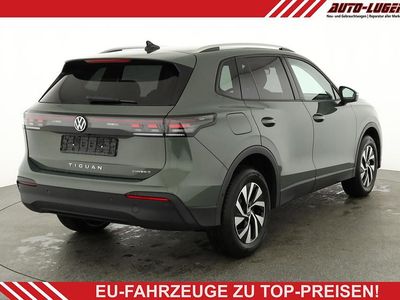 Neu VW Tiguan Life 204 PS (150 kW) 2025 Cipressino grün metallic SUV