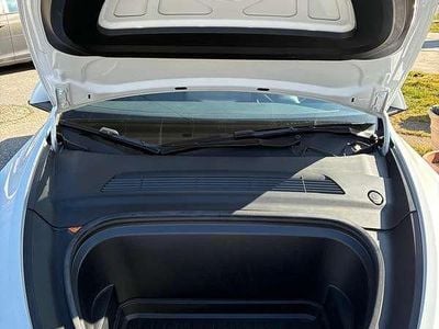 Gebraucht Tesla Model Y Long Range AWD 152 kW (208 PS) 2022 Weiß SUV