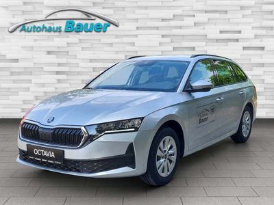 Silber metallic Gebraucht 2025 Skoda Octavia Essence Kombi | € 28.390 (Fairer Preis)