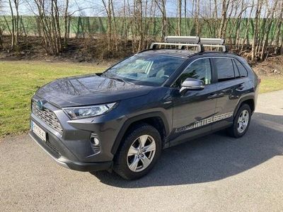 gebraucht Toyota RAV4 aus Altach - 178 PS und 48000 km