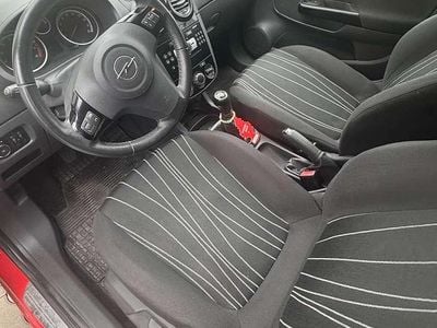 Gebraucht Opel Corsa Edition 75 PS (55 kW) 2010 Rot Limousine
