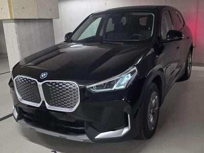 Schwarz Gebraucht 2024 BMW iX1 SUV | € 39.970 (Fairer Preis)
