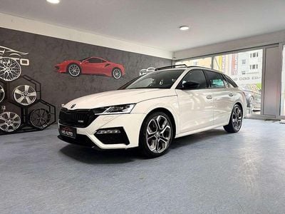 Weiß Gebraucht 2024 Skoda Octavia RS Kombi | € 45.990 (Teuer)