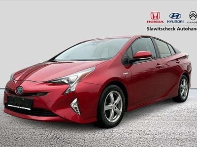 Rot Gebraucht 2016 Toyota Prius Lounge Limousine | € 16.990