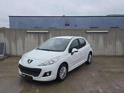 Gebraucht Peugeot 207 73 PS (53 kW) 2012 Limousine