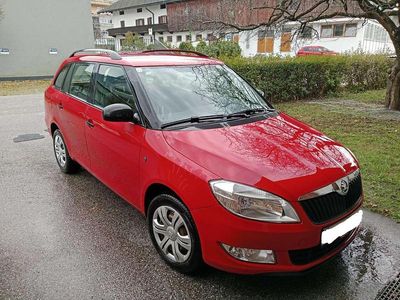 Rot Gebraucht 2014 Skoda Fabia Active Kombi | € 2.800