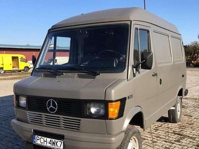 gebraucht Mercedes T1 T1 310 4x4 Larag kurz hoch restauriert mattgrau
