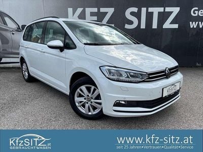 Weiß Gebraucht 2023 VW Touran Comfortline Van / Kleinbus | € 31.890 (Etwas zu teuer)